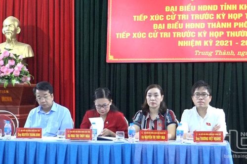 Đại biểu HĐND tỉnh tiếp xúc cử tri phường Trung Thành