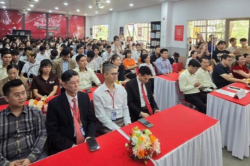 Cơ hội việc làm cho sinh viên, người lao động
