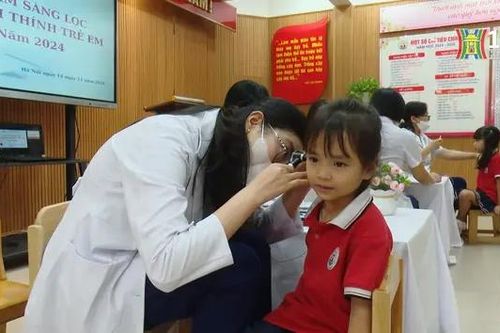 Khám khiếm thính cho trẻ mầm non ở Hà Nội