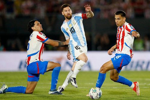 Messi không ghi bàn, Argentina thua ngược Paraguay