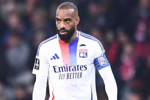 Lyon nguy cơ bị giáng xuống Ligue 2