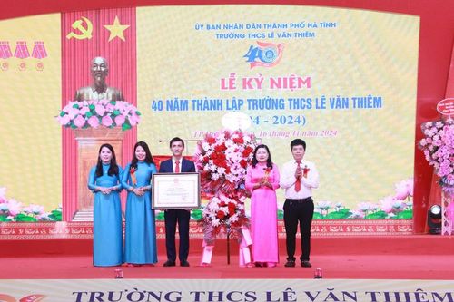 Mái trường nuôi dưỡng, chắp cánh những tài năng vươn xa