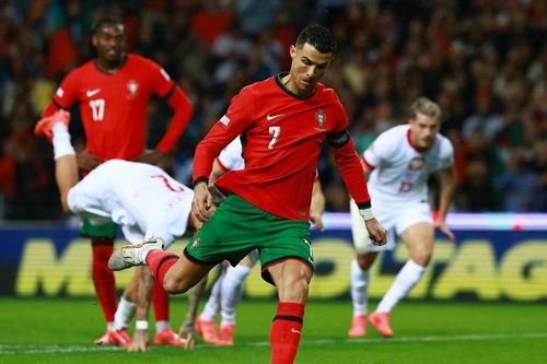 Ronaldo làm nên 'điều điên rồ' ở tuổi 39