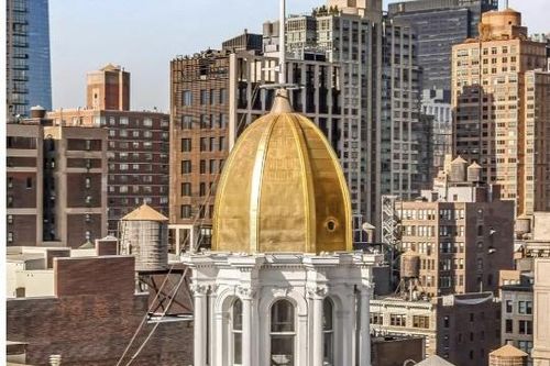 Căn Penthouse với mái vòm dát vàng ở New York được bán với giá 25 triệu USD