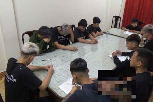 Tạm giữ hình sự 8 đối tượng đua xe trái phép tại TP Biên Hòa