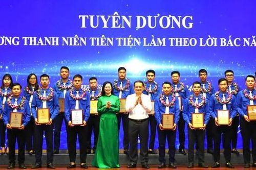 Nhiều thợ mỏ trẻ có mức lương cao