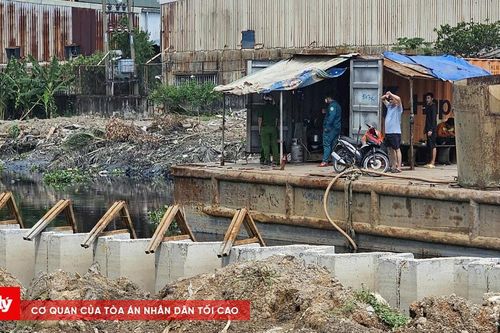 Làm rõ vụ thi thể nam giới trôi trên kênh nước Tham Lương- Bến Cát