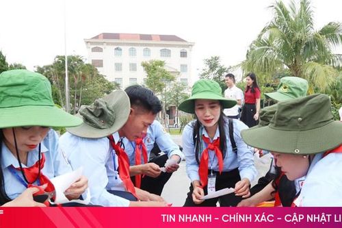 Sôi nổi liên hoan giáo viên làm tổng phụ trách đội giỏi cấp tỉnh