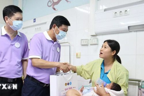 1/4 số trẻ sơ sinh tử vong tại Việt Nam là do đẻ non tháng, nhẹ cân