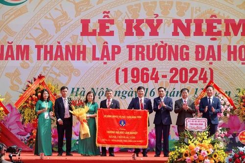 60 năm phát triển trường đại học đào tạo ngành lâm nghiệp nước nhà