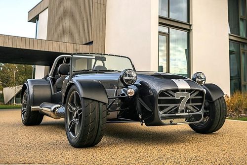 Caterham trình làng mẫu xe đắt nhất lịch sử
