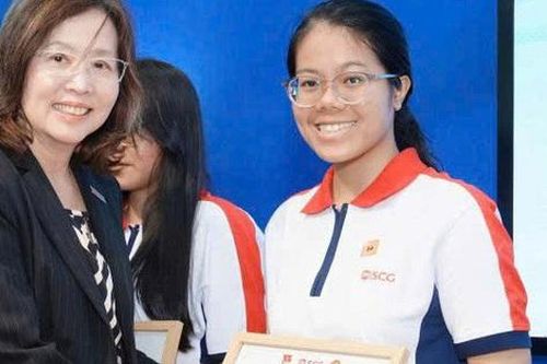 Trao học bổng cho 74 sinh viên khó khăn khu vực phía Nam