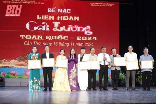 'Gặp lại người đã chết' giành Huy chương Bạc tại Liên hoan Cải lương toàn quốc năm 2024