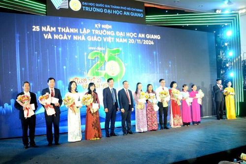 Trường Đại học An Giang tổ chức kỷ niệm 25 năm thành lập trường