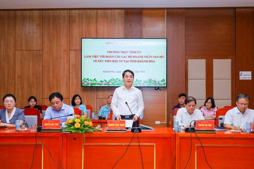 Thường trực Tỉnh ủy làm việc với Câu lạc bộ Doanh nhân Sao Đỏ