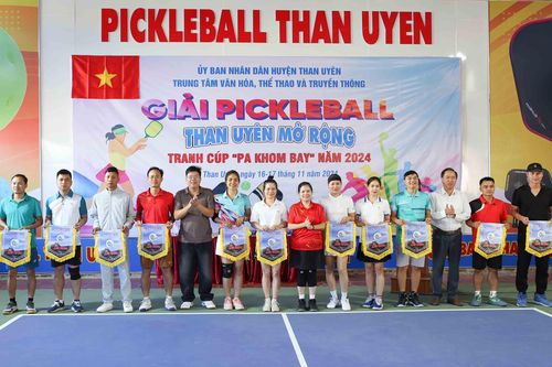 Khai mạc Giải Pickleball Than Uyên mở rộng tranh cup 'Pa Khom Bay' năm 2024