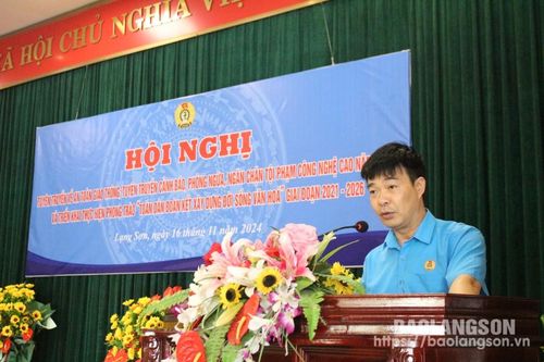Trên 200 đại biểu dự hội nghị tuyên truyền pháp luật do Liên đoàn Lao động tỉnh tổ chức