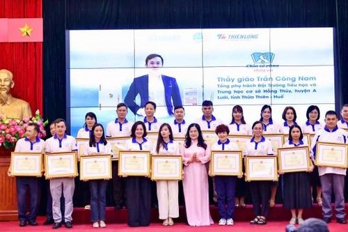 Tuyên dương 60 thầy, cô giáo tiêu biểu toàn quốc