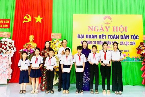 Phát huy sức mạnh đại đoàn kết từng thôn, xóm, khu dân cư