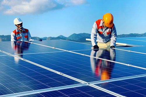 Khuyến khích phát triển điện mặt trời mái nhà tự sản xuất, tự tiêu thụ