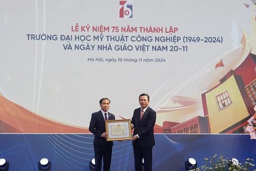 Trường Đại học Mỹ thuật Công nghiệp Hà Nội kỷ niệm 75 năm thành lập