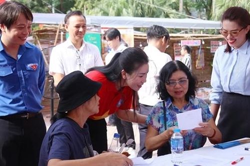 Gần 2.000 người dân Hà Nội được khám sức khỏe miễn phí, phát hiện nhiều bệnh
