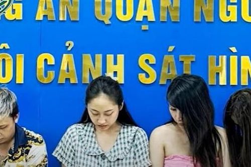 Phá 'động' mại dâm, ma túy trong khách sạn nổi tiếng ở đất Cảng, bắt nóng 12 'nam thanh nữ tú'