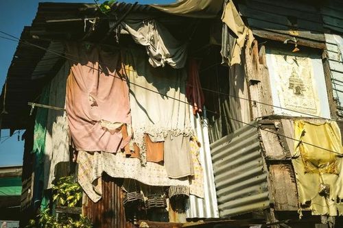 Du khách hào hứng trải nghiệm 'biệt thự khu ổ chuột' giá 14 nghìn đồng tại Bangkok