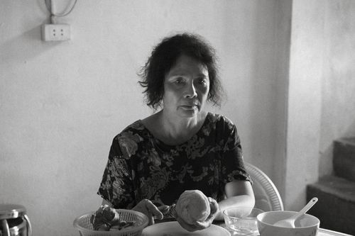 NSND Minh Châu: Nhận vai khó để ủng hộ và khích lệ người trẻ