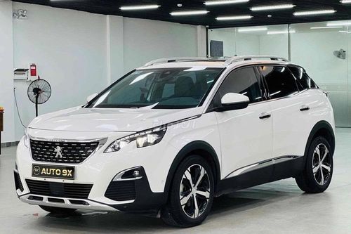 'Bí' tiền, làm giả giấy tờ bán xe ô tô đang...thế chấp ngân hàng