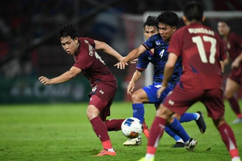 Tuyển Thái Lan không thắng nổi Lào