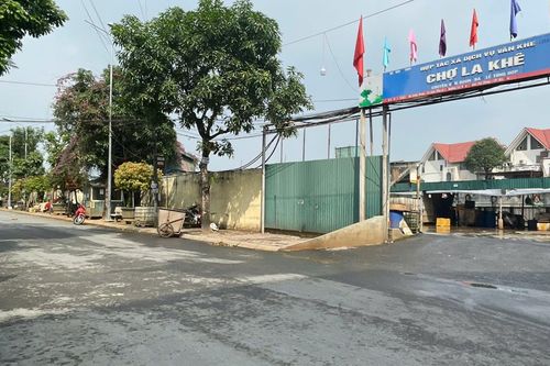 Chợ đầu mối La Khê hoạt động bảo đảm đúng quy định