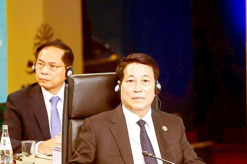 Đối thoại giữa các nhà lãnh đạo APEC với các khách mời: Ba nguyên tắc và 4 giải pháp để liên kết kinh tế khu vực