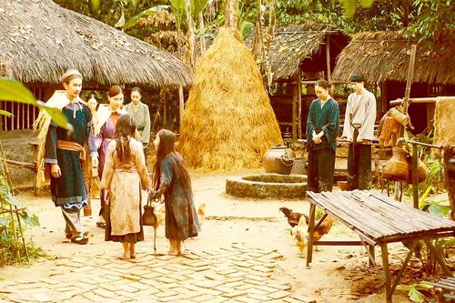 Xây dựng 'vũ trụ điện ảnh' Việt