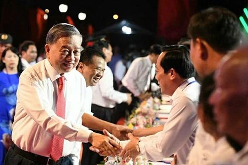 Tổng Bí thư Tô Lâm dự lễ kỷ niệm 70 năm sự kiện tập kết ra Bắc tại Cà Mau