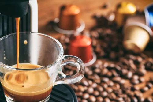 Sự thật về loạt đồ ăn thức uống không bao giờ nên dùng khi bụng đói