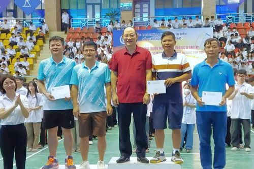 Khen thưởng 154 đội và cá nhân tại giải thể thao ngành Giáo dục Điện Biên
