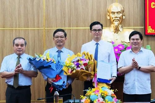 Quảng Ngãi có tân Trưởng, Phó Ban Quản lý Khu kinh tế Dung Quất