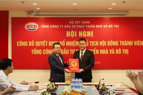 Chánh Văn phòng Bộ Xây dựng làm Chủ tịch Tổng Công ty HUD
