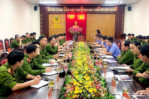 VKSND TP Huế trực tiếp kiểm sát tại Cơ quan Công an cùng cấp