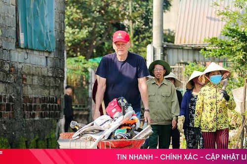 Chuyện ông Tây mê hoạt động xã hội tại Hà Tĩnh