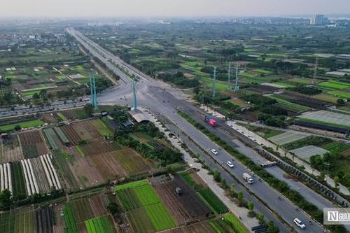 Hà Nội: Hiện trạng tuyến đường 10 làn xe kết nối Tây Hồ với Sơn Tây