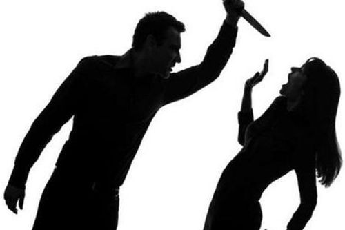 Tuyên Quang: Điều tra vụ việc người đàn ông chém vợ tử vong rồi tự sát