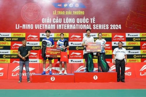 Trần Đình Mạnh - Phạm Thị Khánh vô địch đôi nam nữ Giải Cầu lông quốc tế Li-Ning 2024