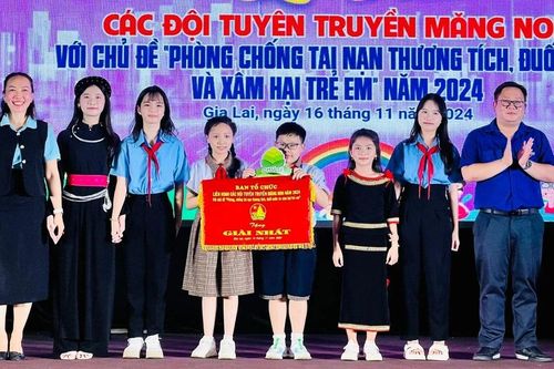 Huyện Chư Sê giành giải nhất tại Liên hoan các đội tuyên truyền măng non