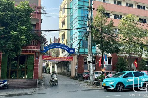Nhà tôi trong ngõ nhỏ