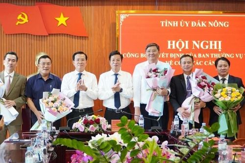 Đắk Nông: Công bố nhiều quyết định về công tác cán bộ