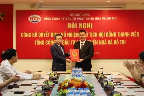 HUD có chủ tịch hội đồng thành viên mới