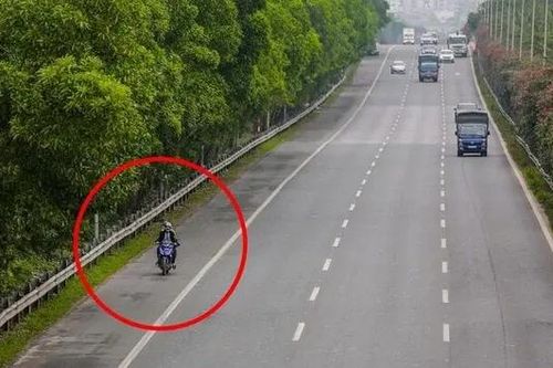 Cục CSGT: Kịp thời phát hiện xe máy đi vào cao tốc