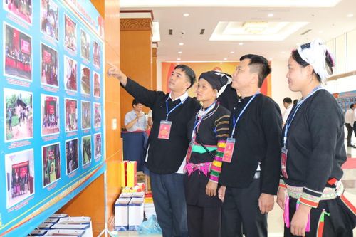 Trưởng xóm gương mẫu, trách nhiệm